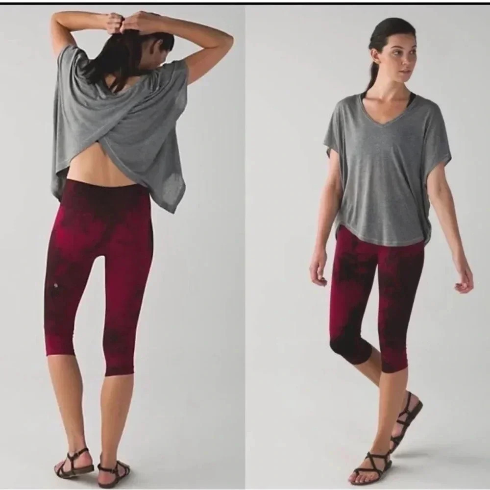 Lululemon athletica leggings in the flow crop II Capri wine berry tie dye size 6